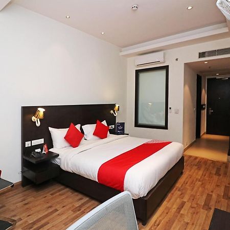 Capital O 19296 Joy Inn & Suites Bhiwadi Εξωτερικό φωτογραφία