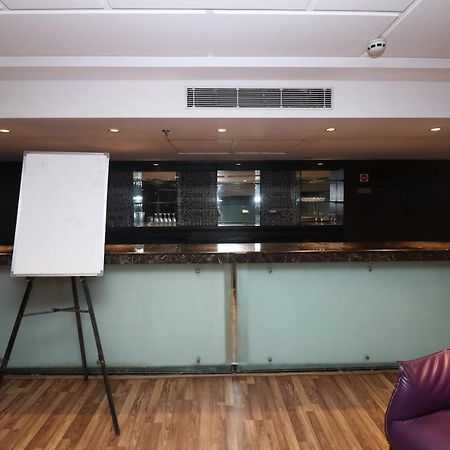 Capital O 19296 Joy Inn & Suites Bhiwadi Εξωτερικό φωτογραφία