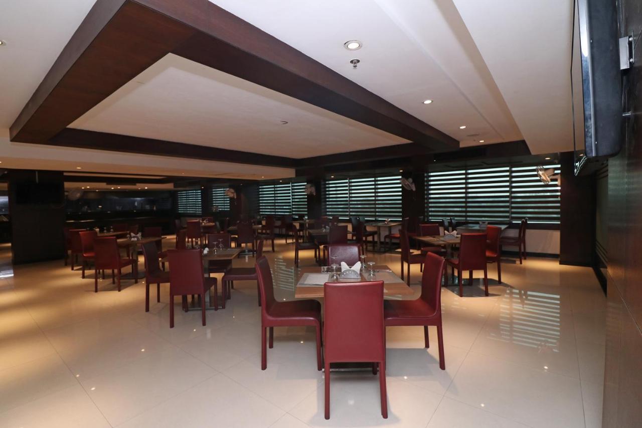Capital O 19296 Joy Inn & Suites Bhiwadi Εξωτερικό φωτογραφία