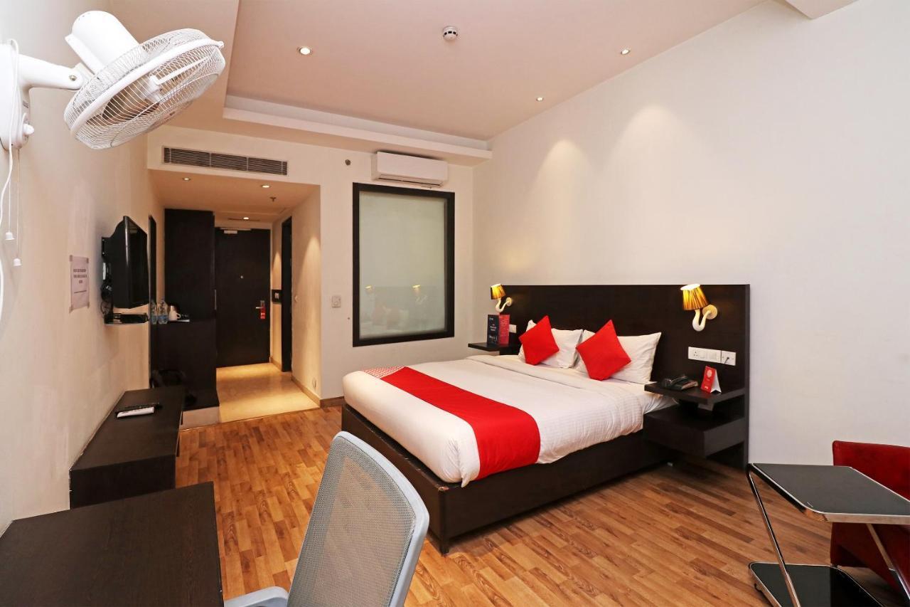 Capital O 19296 Joy Inn & Suites Bhiwadi Εξωτερικό φωτογραφία