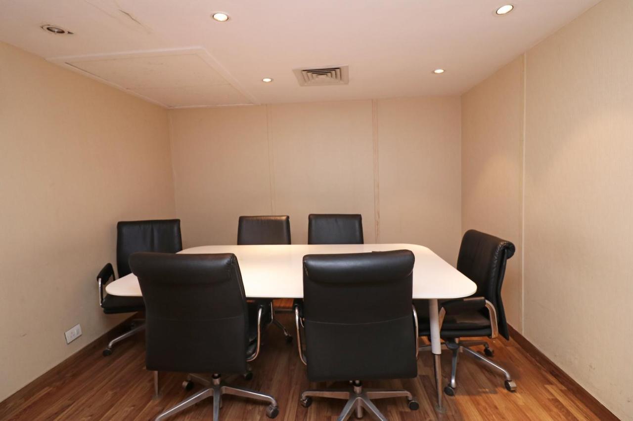 Capital O 19296 Joy Inn & Suites Bhiwadi Εξωτερικό φωτογραφία